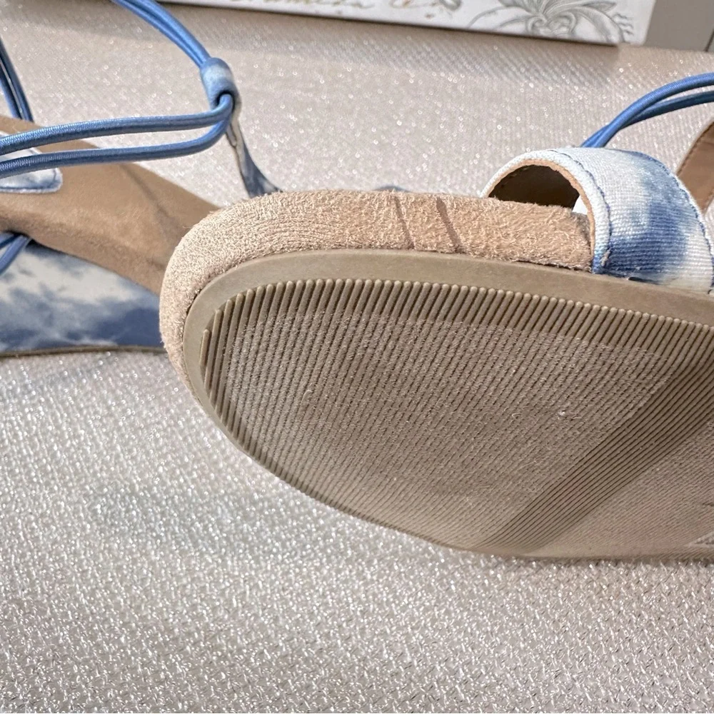 Style & Co Mulan Blue and White tie-dye Wedge Sandals size 9.5 W